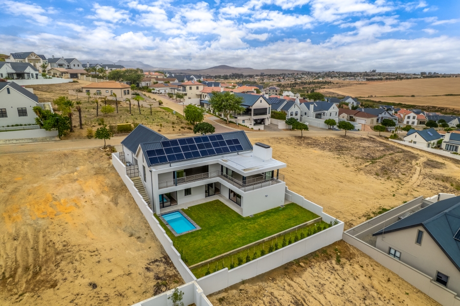 5 Bedroom Property for Sale in Mount Royal Golf Estate Western Cape